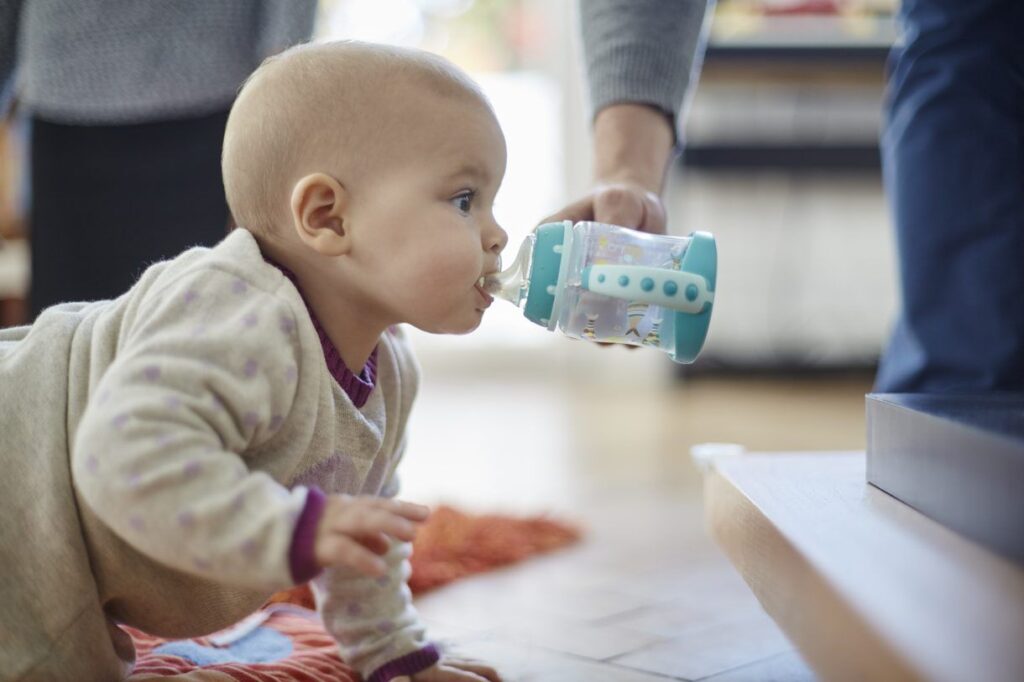 What Should My Baby Drink? Guidelines for Parents