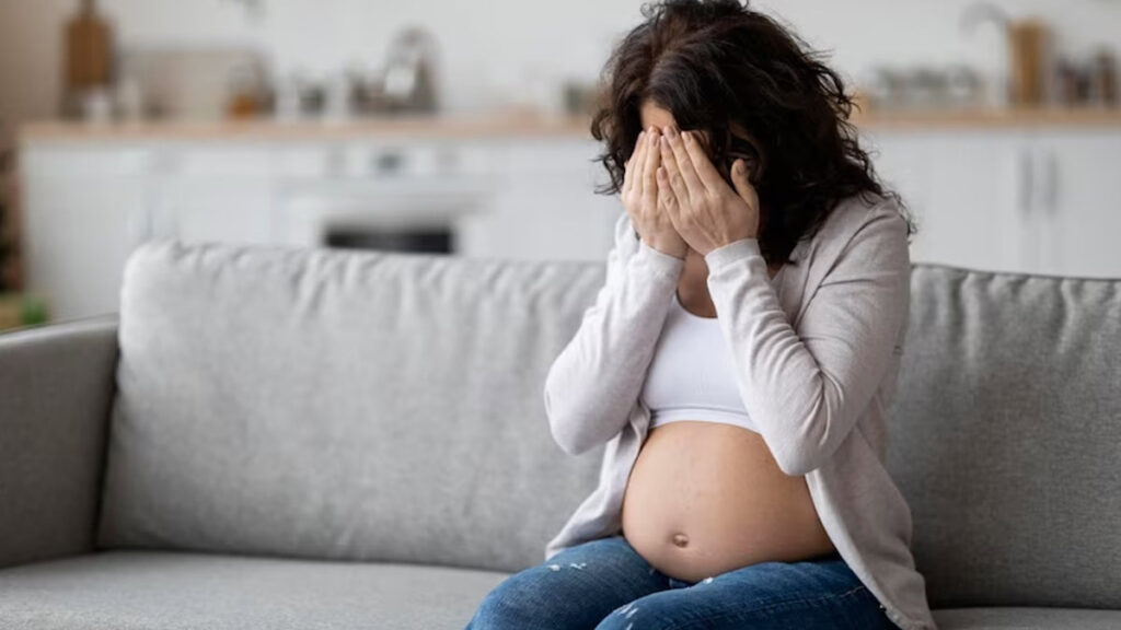 Managing Morning Sickness: Symptoms, Causes, and Support During Pregnancy